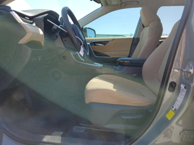 Toyota Rav4 XLE - изображение 7