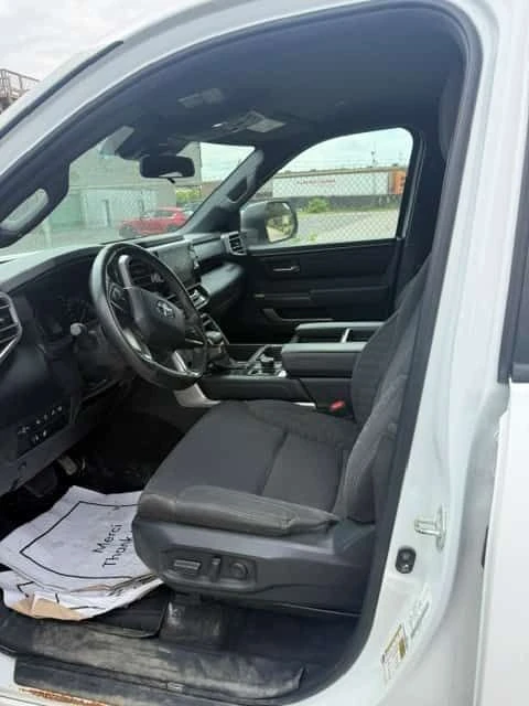 Toyota Tundra * SR * CARFAX * ЦЕНА ДО БГ, снимка 5 - Автомобили и джипове - 55040203