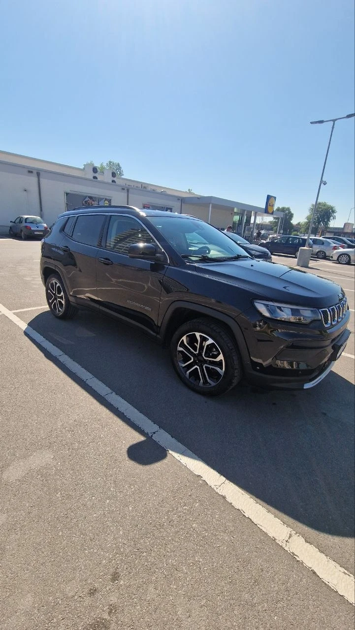 Jeep Compass e- Hybrid, снимка 6 - Автомобили и джипове - 55314621