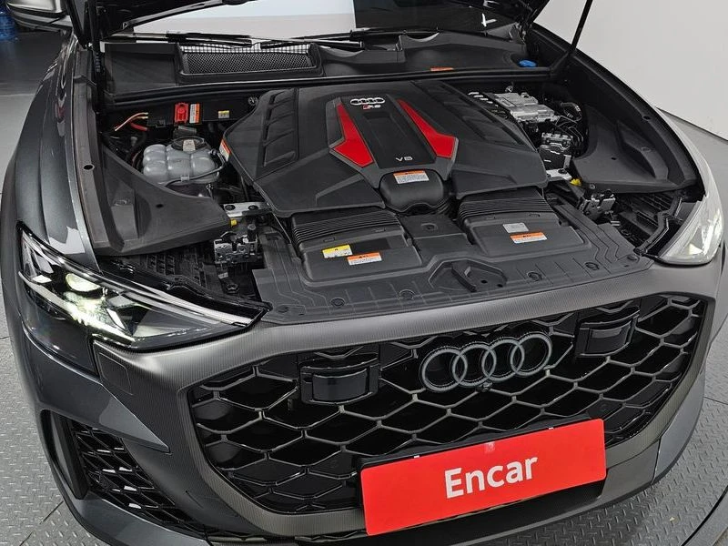 Audi RSQ8 4.0 Automatic, снимка 6 - Автомобили и джипове - 55782280