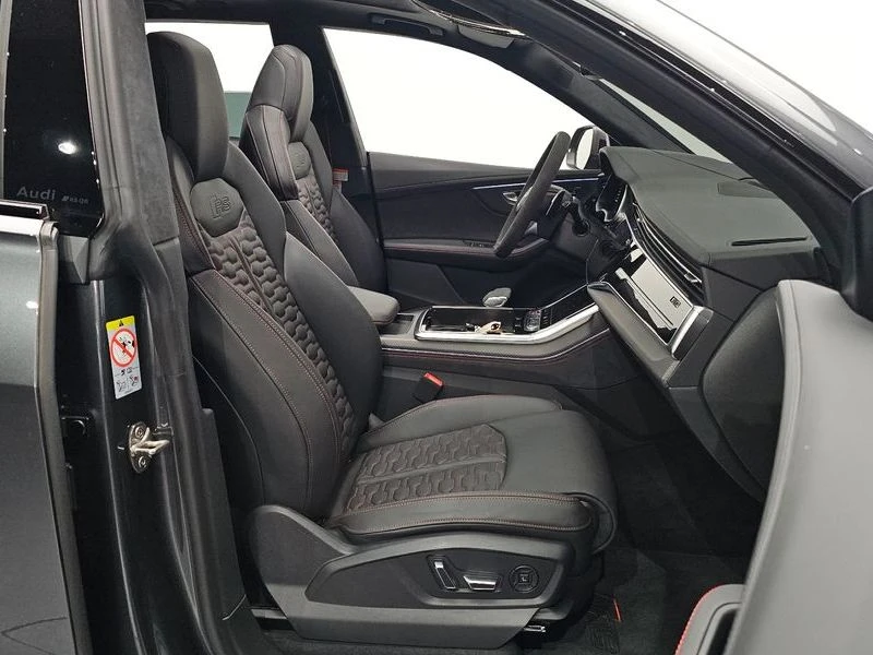 Audi RSQ8 4.0 Automatic, снимка 10 - Автомобили и джипове - 55782280