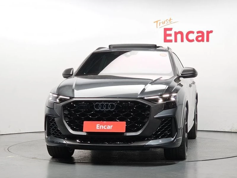 Audi RSQ8 4.0 Automatic, снимка 3 - Автомобили и джипове - 55782280