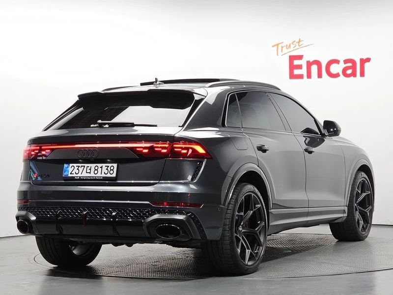 Audi RSQ8 4.0 Automatic, снимка 2 - Автомобили и джипове - 55782280