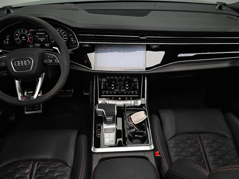 Audi RSQ8 4.0 Automatic, снимка 7 - Автомобили и джипове - 55782280