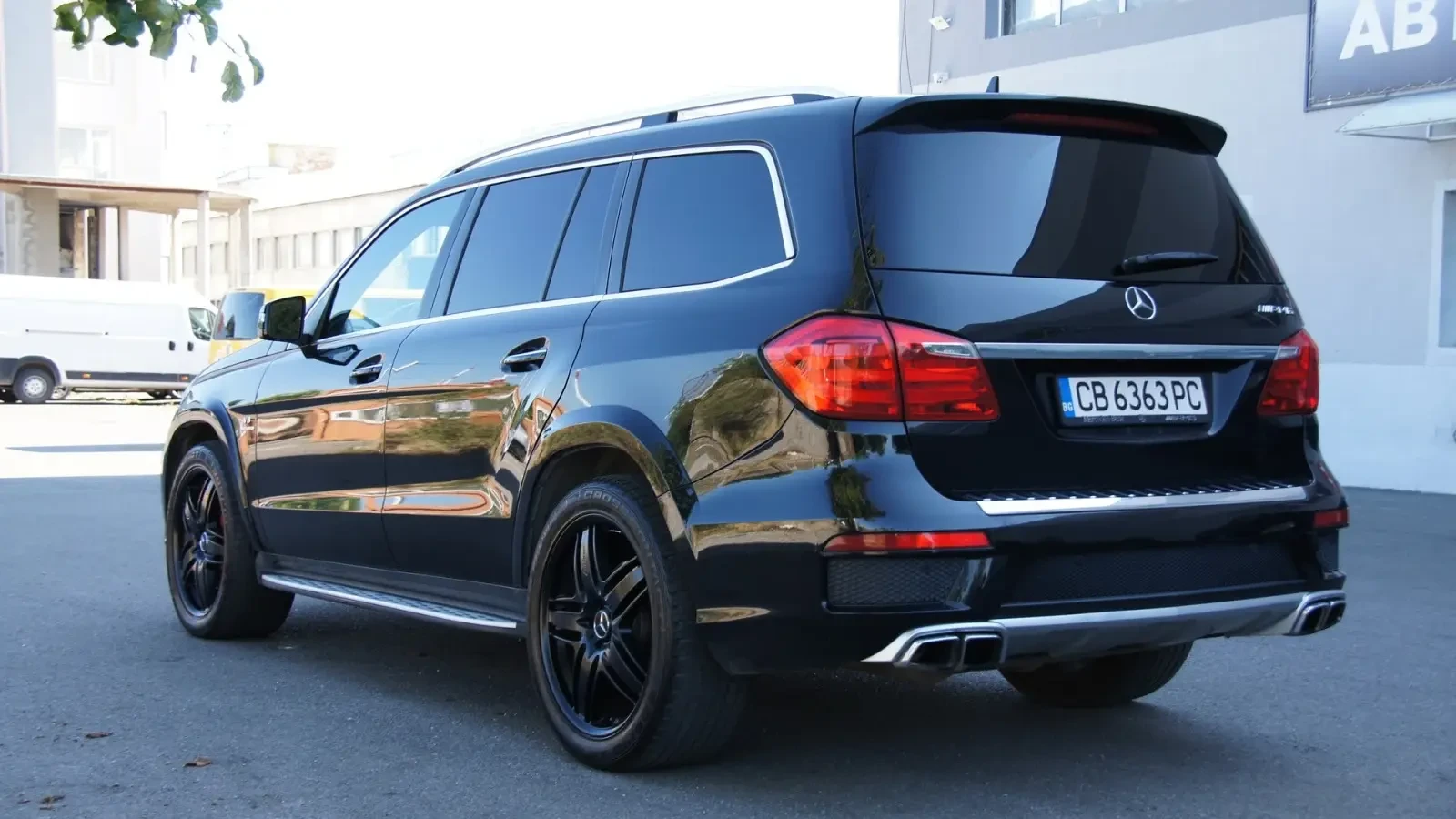 Mercedes-Benz GL 63 AMG Drivers Package  - изображение 3