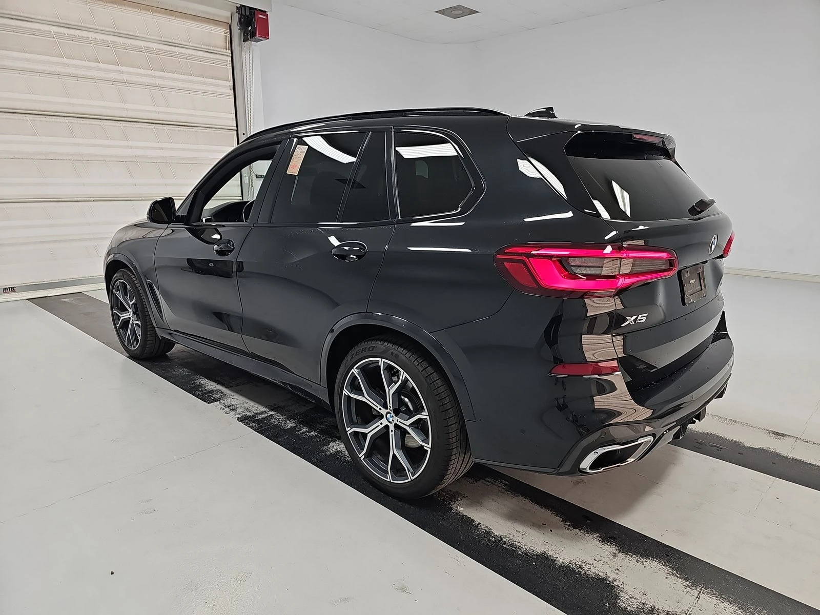 BMW X5 M-PACK* LASERLIGHT* DISTRO* МАСАЖ* HEADUP* ОБДУХ*  - изображение 5