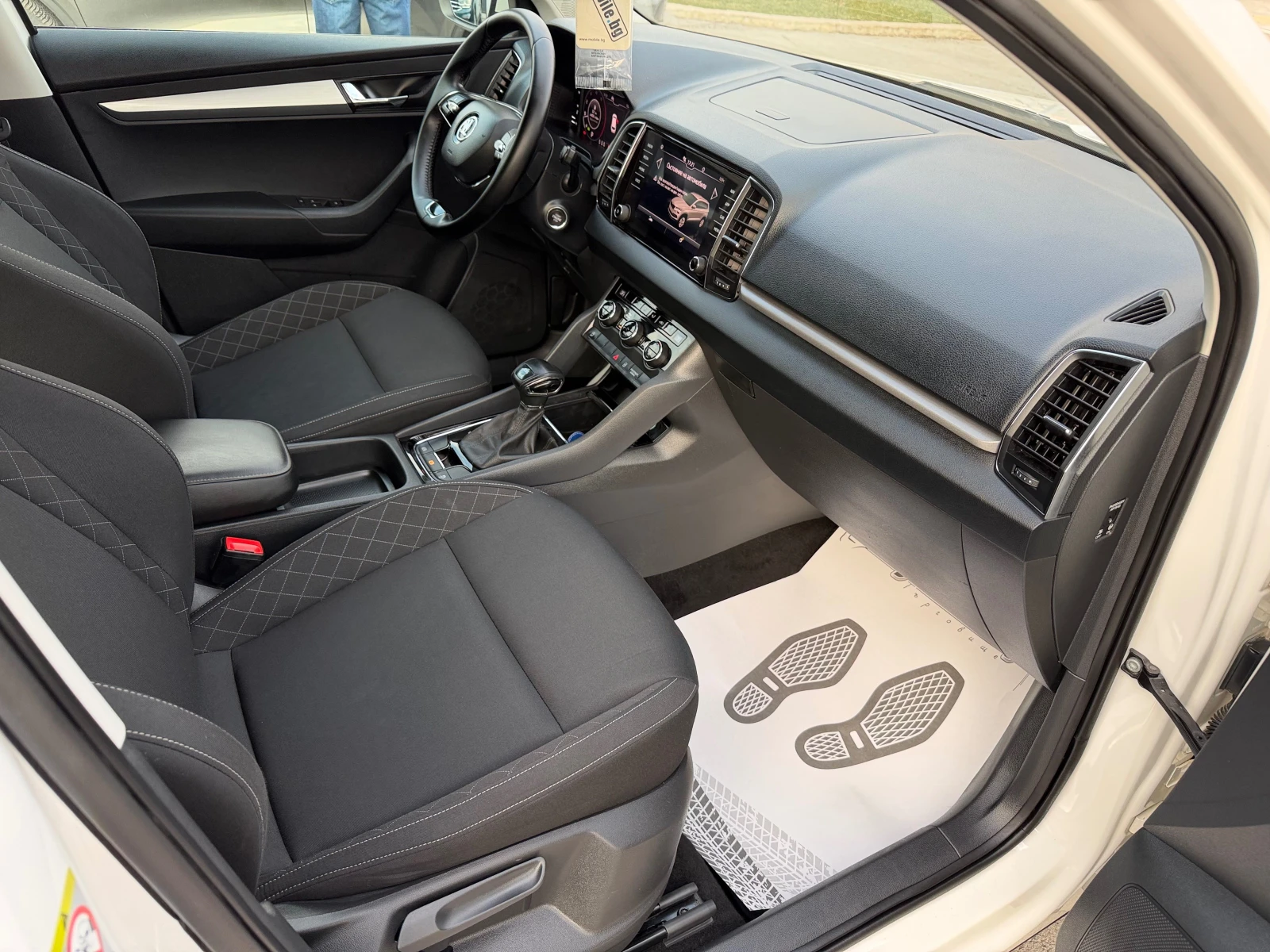 Skoda Karoq 2.0 TDI 4x4 150 KC., снимка 9 - Автомобили и джипове - 53999390