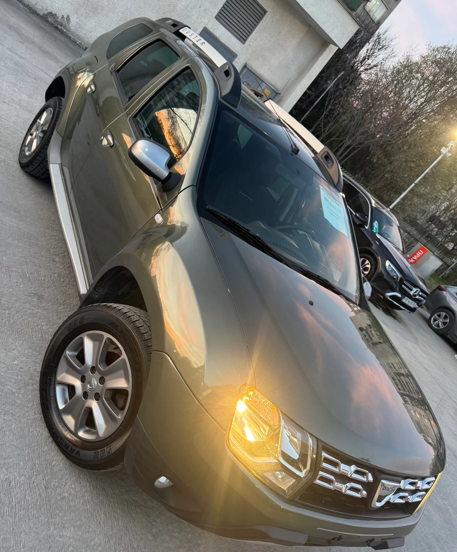Dacia Duster 1.6 GPL* ITALY* TOP, снимка 2 - Автомобили и джипове - 54115959