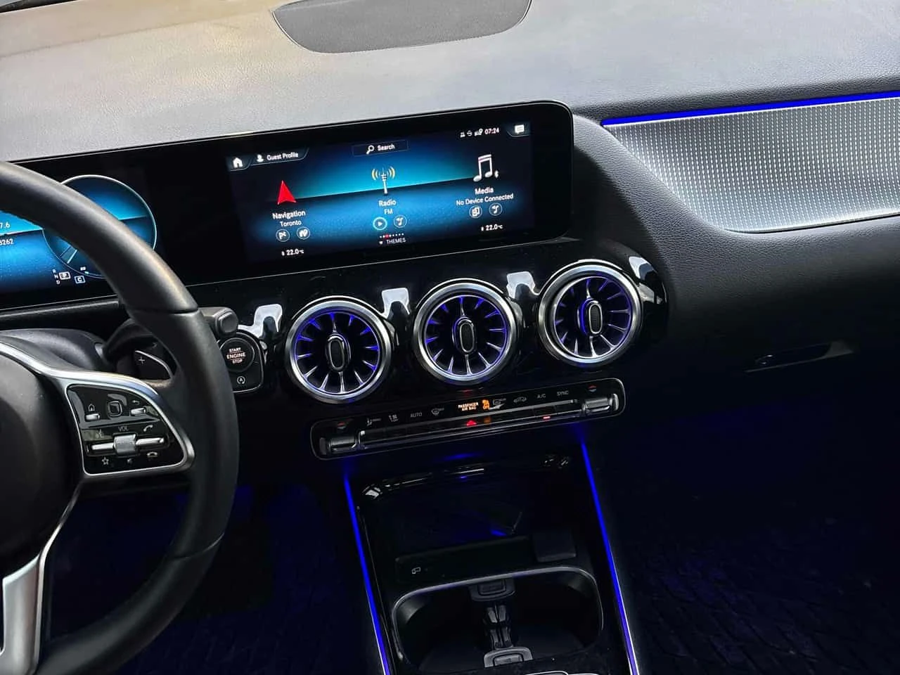 Mercedes-Benz GLA 250 * ГЛАВНО ПРЕДСТАВИТЕЛСТВО* , снимка 8 - Автомобили и джипове - 54807702