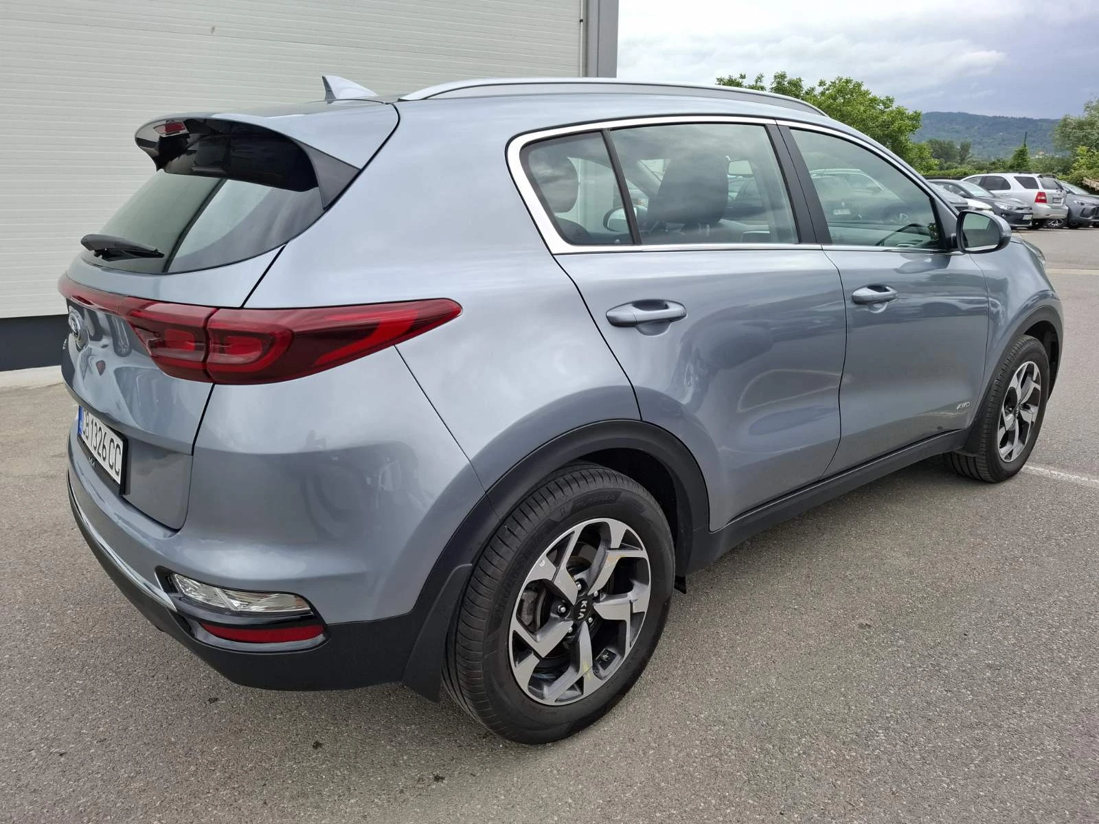 Kia Sportage 1.6 T-gdi 4x4 Гаранция, снимка 4 - Автомобили и джипове - 55439592