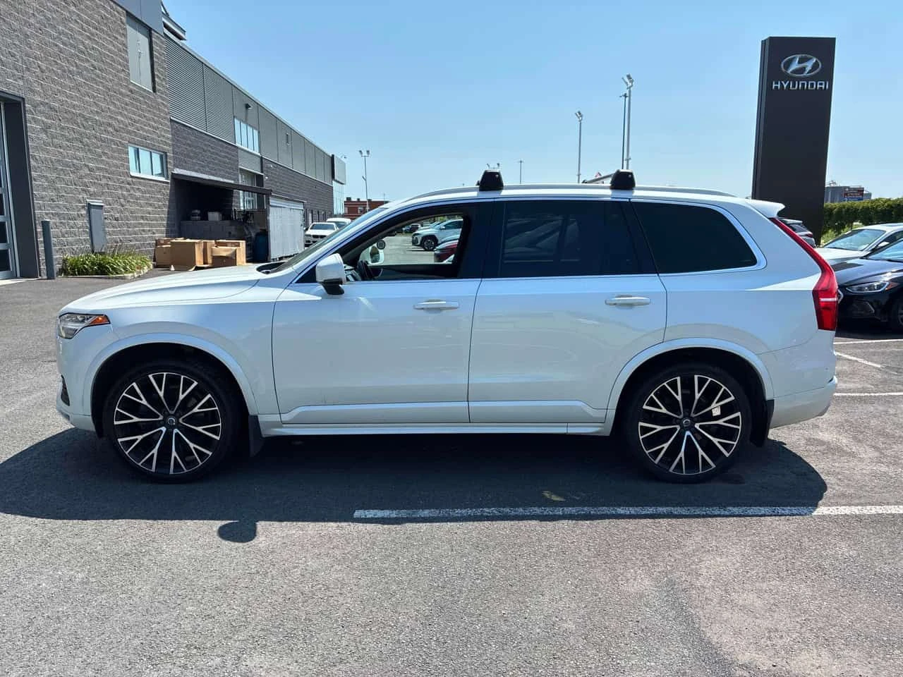 Volvo Xc90 Momentum / 360 / ДИСТРОНИК / КЛИП НА МОТОРА, снимка 2 - Автомобили и джипове - 55594963