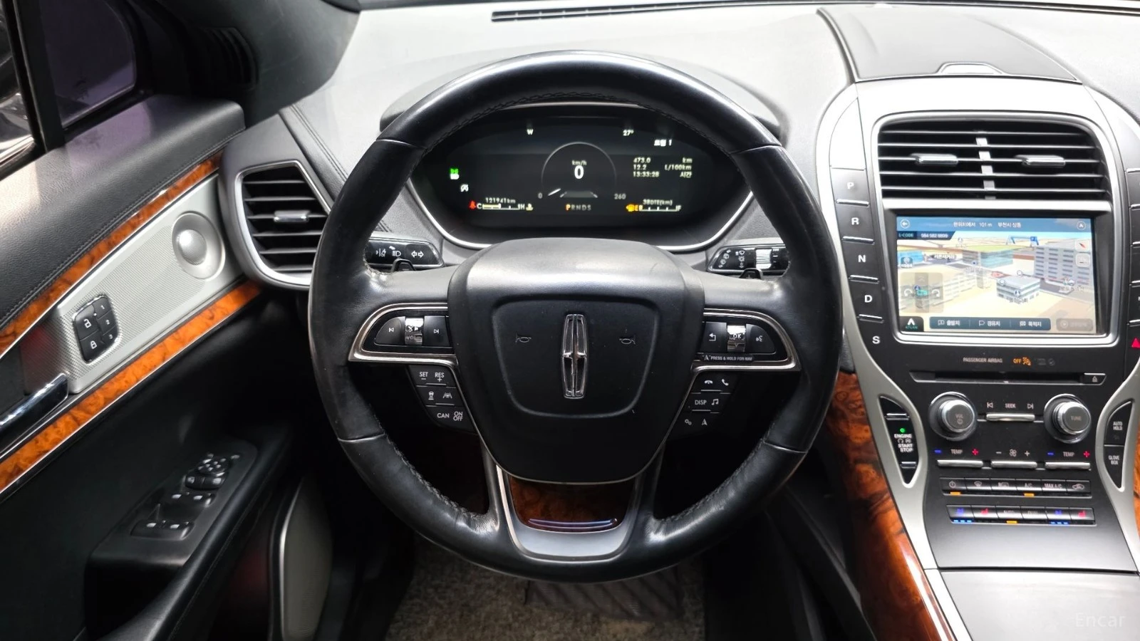 Lincoln Aviator Nautilus* 2.7T* AWD* ПОДГРЕВ* ОБДУХВАНЕ* ПАНО* FUL, снимка 13 - Автомобили и джипове - 55623921