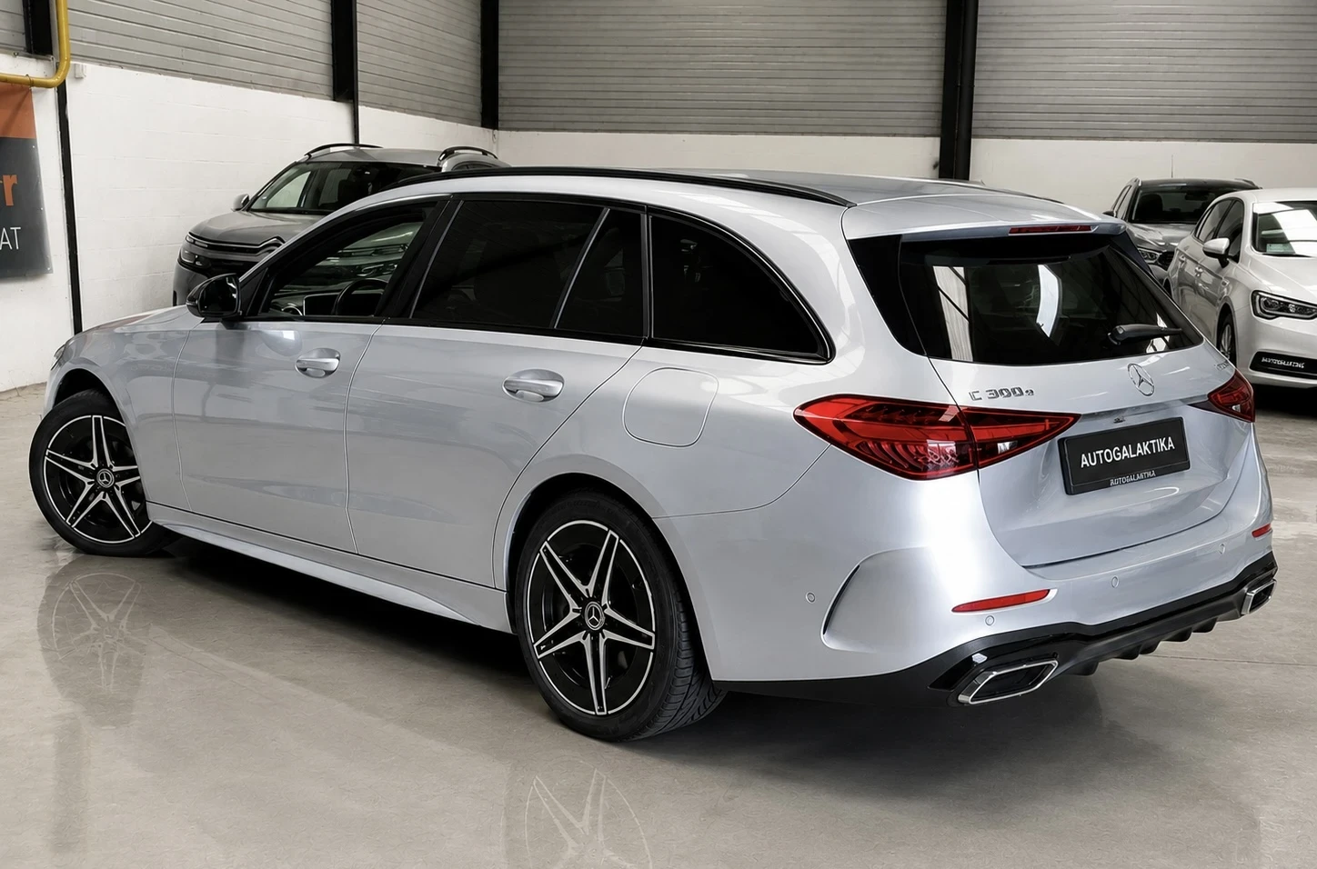 Mercedes-Benz C 300 E AMG LINE PHEV | ГАРАНЦИЯ| 313 к.с | ИСТОРИЯ , снимка 12 - Автомобили и джипове - 55922425