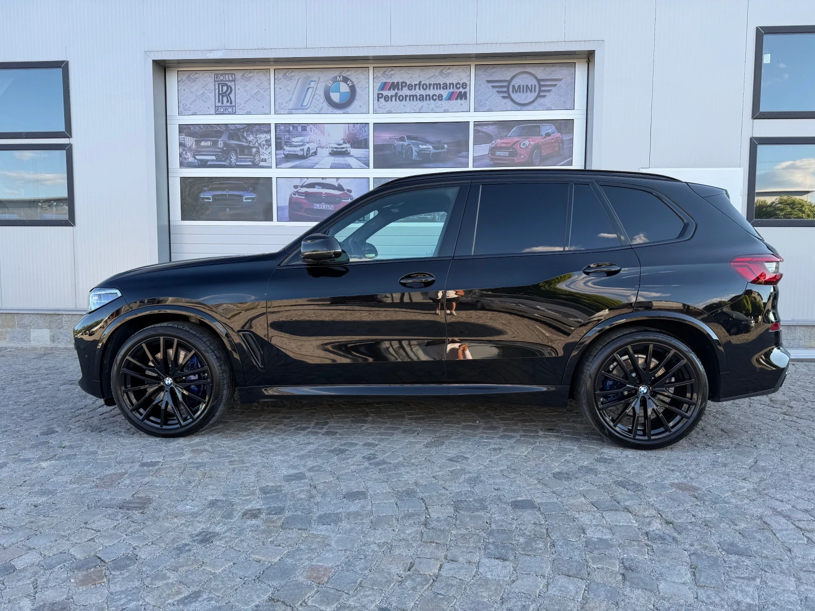 BMW X5 40i xDrive/M-pachage/Bowers & Wilkins, снимка 3 - Автомобили и джипове - 56157996