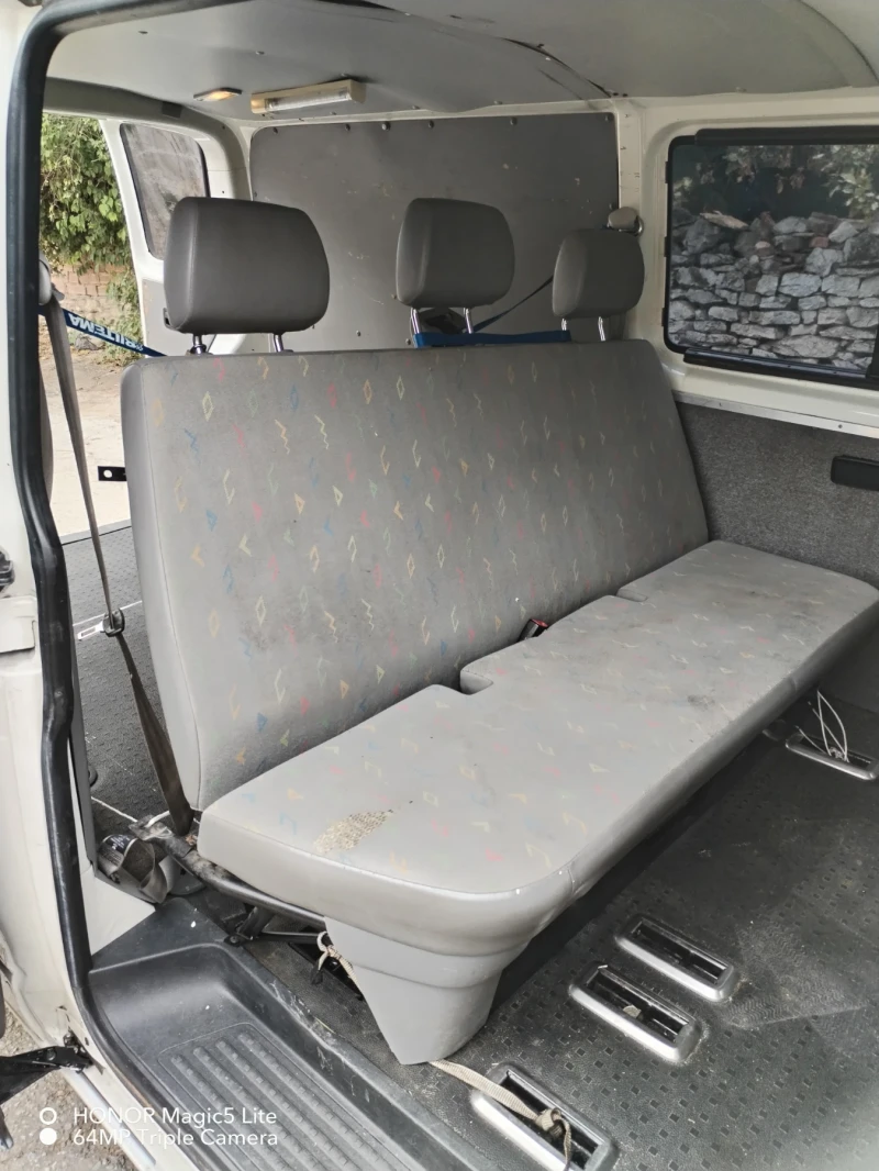 VW T5 2.5 maxi, снимка 10 - Бусове и автобуси - 47208489