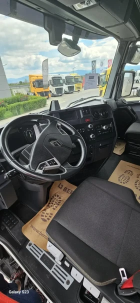     Renault T 520  