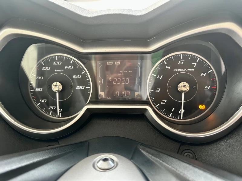 Yamaha X-max 400i ABS/TC/LED/Mivv, снимка 2 - Мотоциклети и мототехника - 49931562