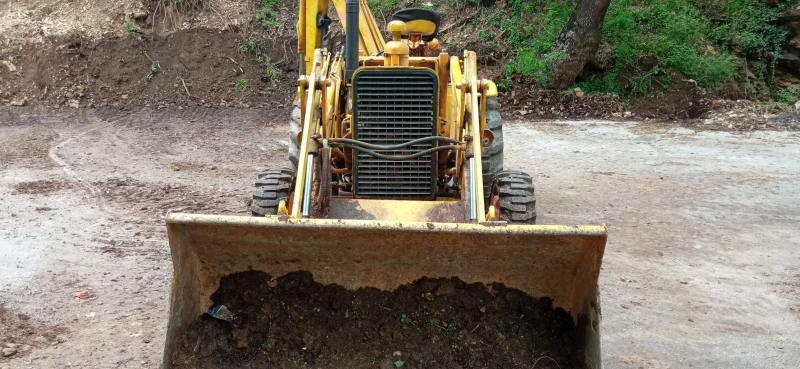 Багер Case CASE 580CK, снимка 6 - Индустриална техника - 53579394