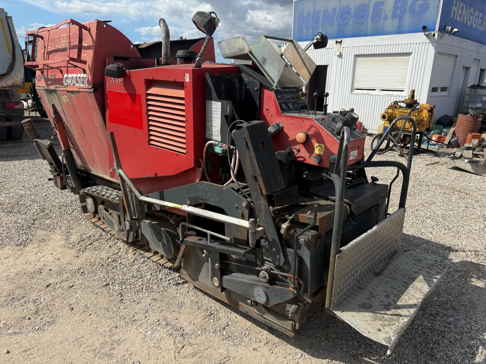 Асфалтополагаща машина Dynapac DEMAG DF 45 CS - изображение 3