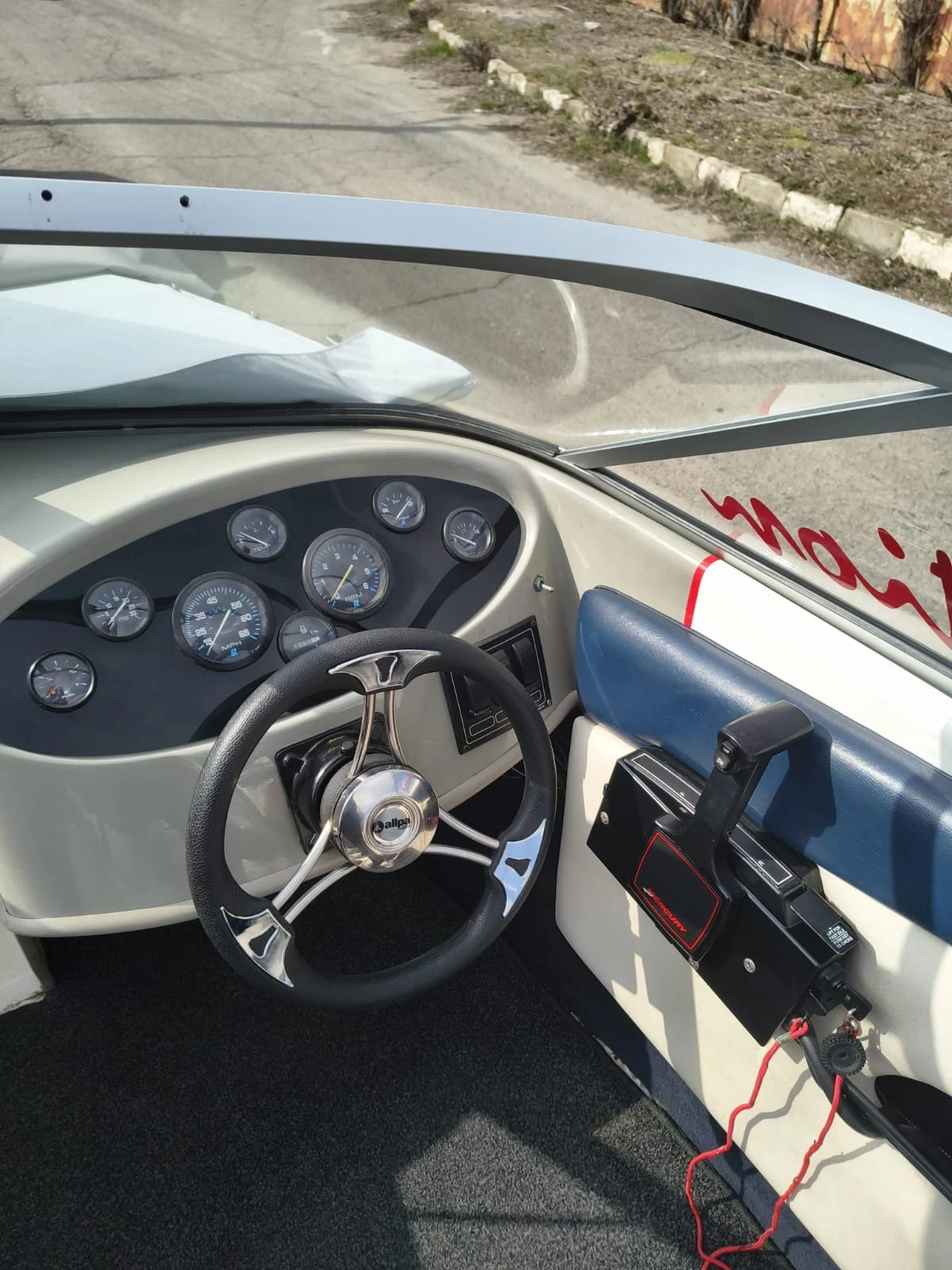 ����� Bayliner f 150 | Mobile.bg � ����������� 14