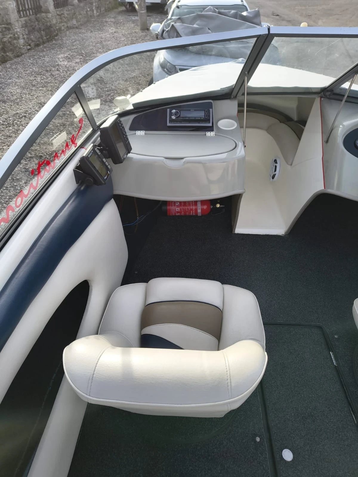 ����� Bayliner f 150 | Mobile.bg � ����������� 9