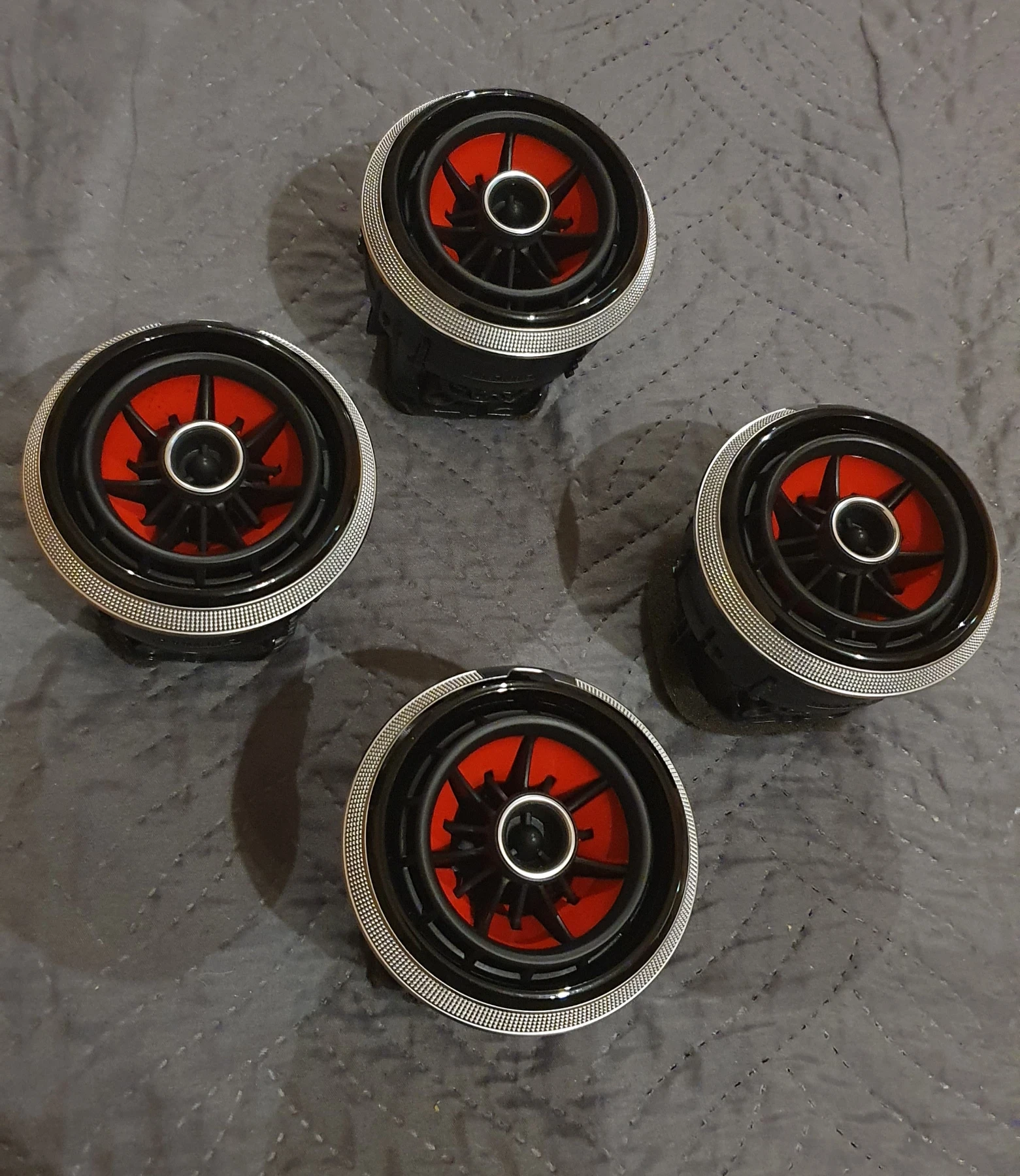 ������� �3/S3 8V / 8P | Mobile.bg � ����������� 2