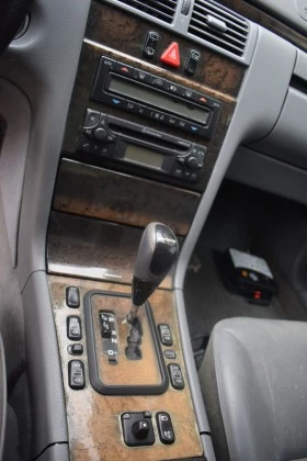 Mercedes-Benz E 270 CDi, снимка 15