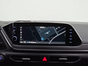 Hyundai Sonata 2.0 Premium Family, снимка 16