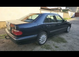 Mercedes-Benz E 200 E200 КАПАРИРАН, снимка 4