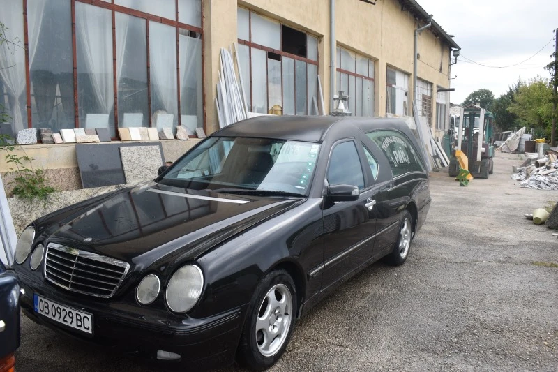 Mercedes-Benz E 270 CDi, снимка 1 - Автомобили и джипове - 43710625