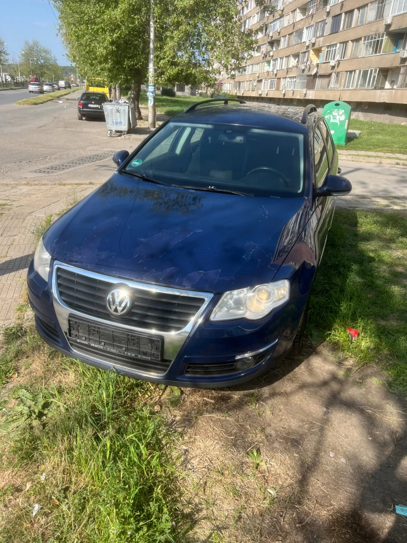 VW Passat, снимка 1 - Автомобили и джипове - 45537119