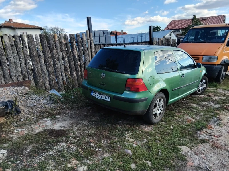 VW Golf, снимка 2 - Автомобили и джипове - 47581408