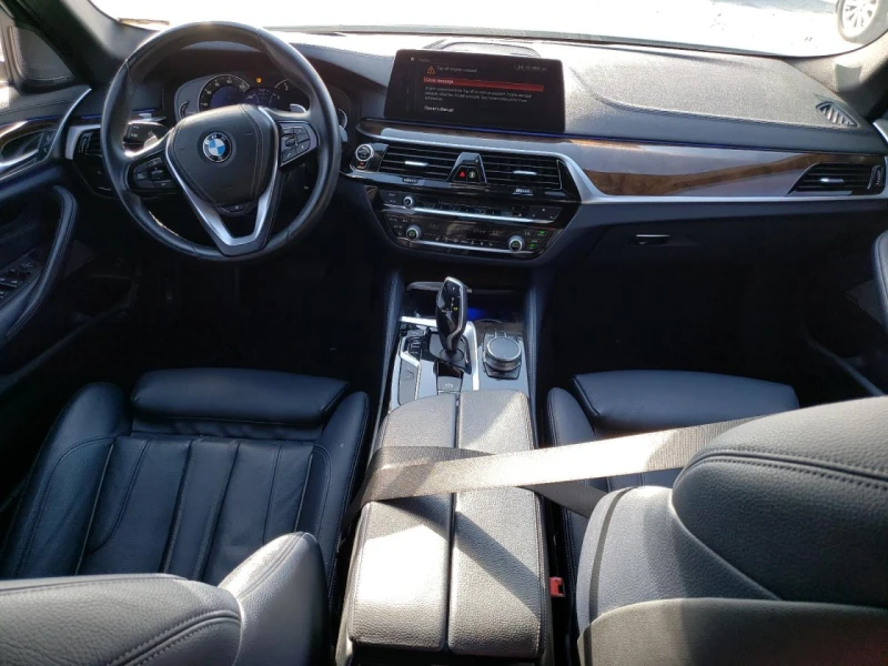 BMW 540 XI* HARMAN/KARDON* ПОДГРЕВИ* KEYLESS, снимка 8 - Автомобили и джипове - 47894833