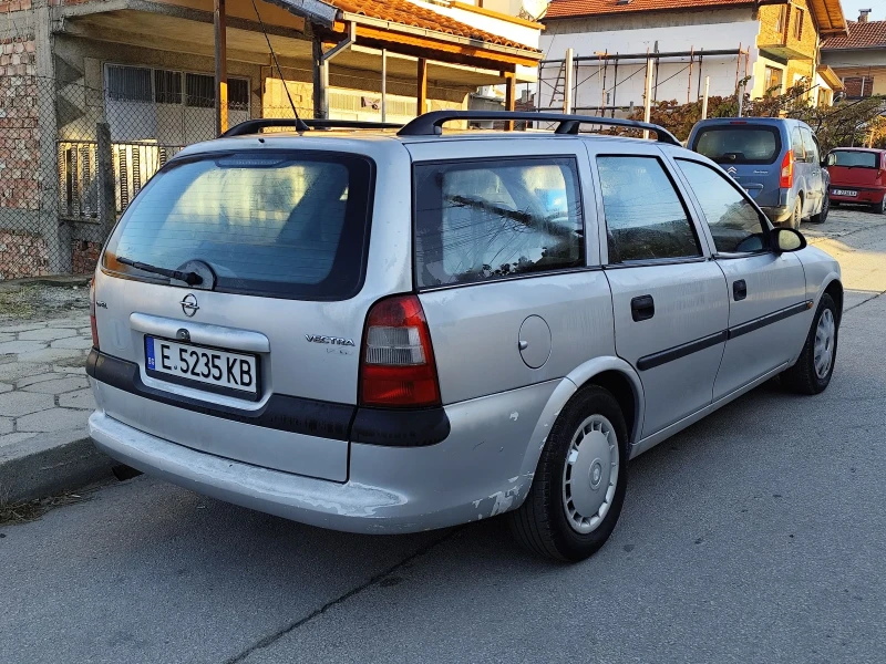 Opel Vectra 1600 Бензин, снимка 8 - Автомобили и джипове - 48032014