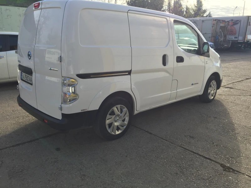 Nissan e-NV200, снимка 5 - Автомобили и джипове - 48112743