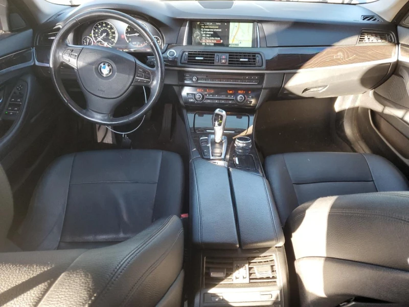 BMW 535 I xDrive Подгрев* HeadUP* Ambient* Камера* Нави* , снимка 8 - Автомобили и джипове - 48708308