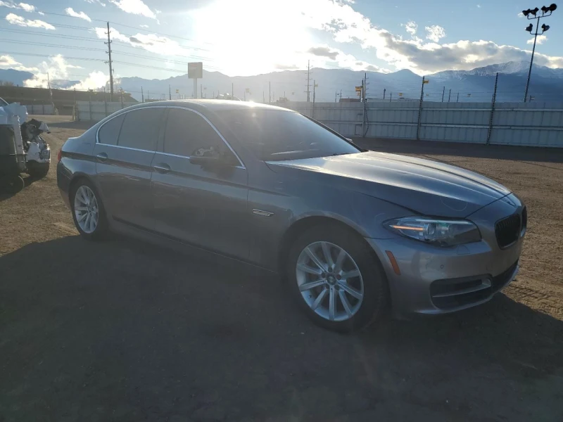 BMW 535 I xDrive Подгрев* HeadUP* Ambient* Камера* Нави* , снимка 3 - Автомобили и джипове - 48708308