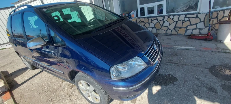 VW Sharan 1.9tdi, снимка 4 - Автомобили и джипове - 49422319