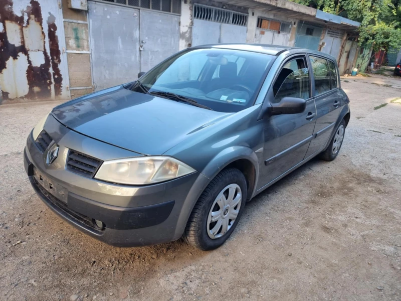 Renault Megane 1.5 DCI, снимка 7 - Автомобили и джипове - 51899517