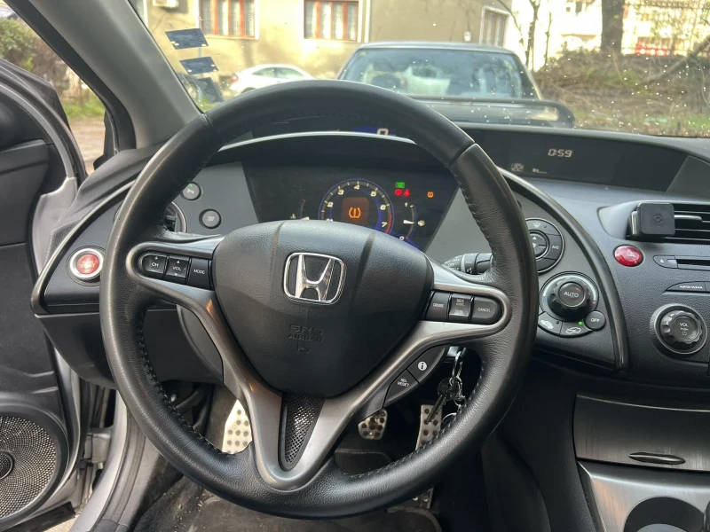 Honda Civic 1, 4, снимка 5 - Автомобили и джипове - 52855736