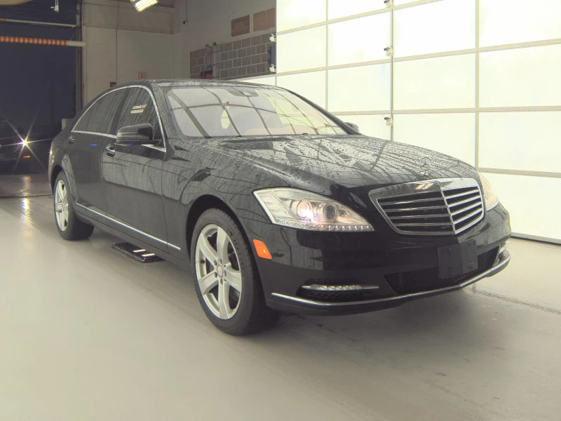 Mercedes-Benz S 550 4MATIC* Led* Keyless* Ambient* Maсаж* Обдухване* , снимка 2 - Автомобили и джипове - 52997054