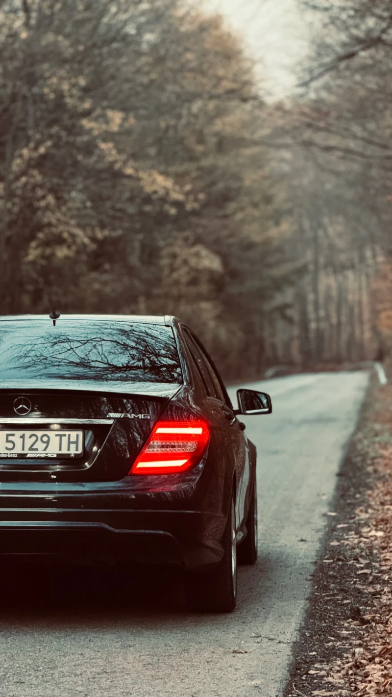 Mercedes-Benz C 180, снимка 11 - Автомобили и джипове - 53182590