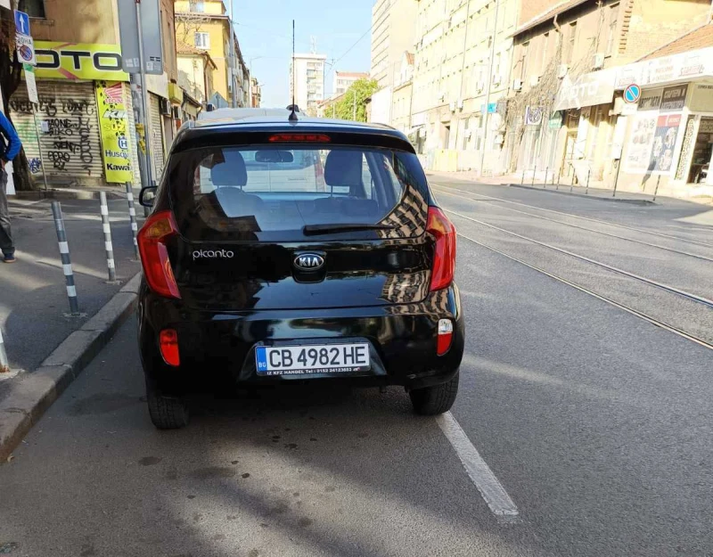 Kia Picanto 1.0, снимка 4 - Автомобили и джипове - 53212917