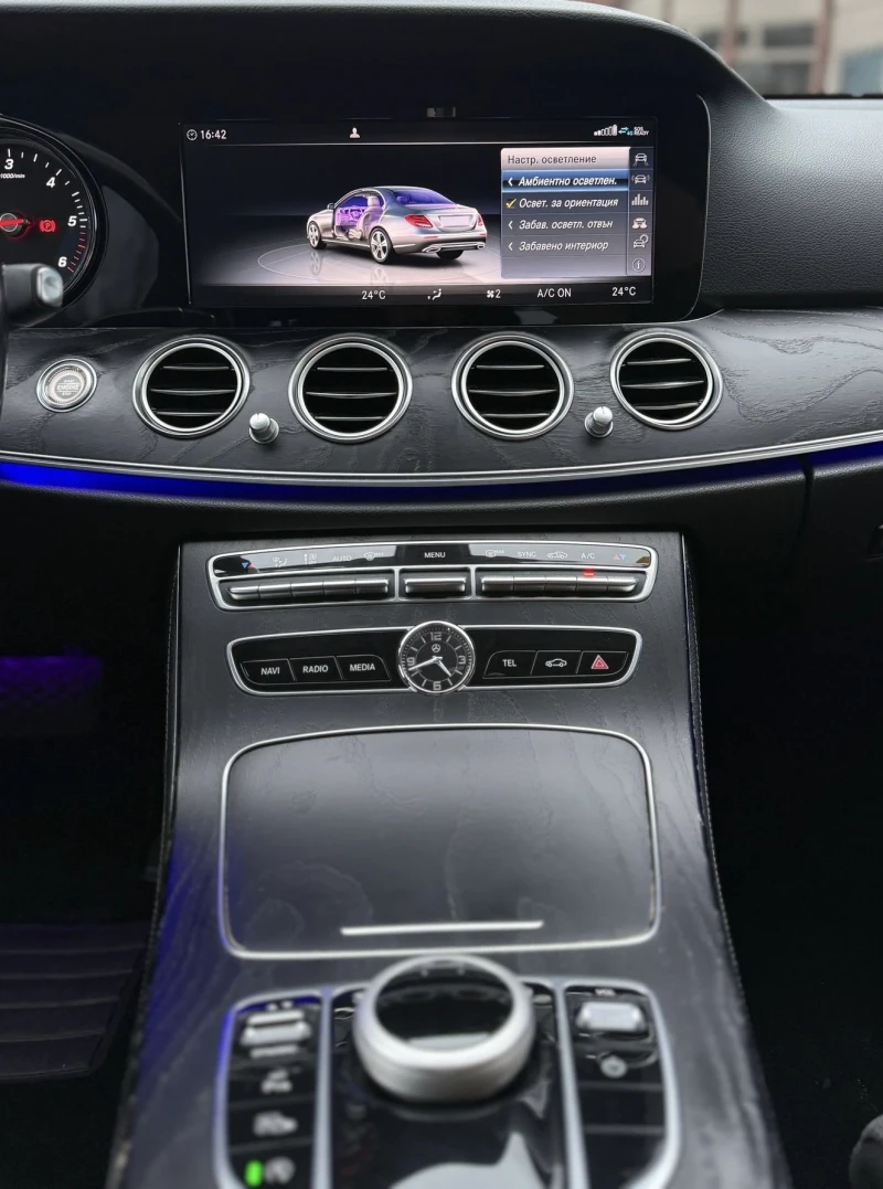 Mercedes-Benz E 220 W213 | 9G-TRONIC | Avantgarde, снимка 14 - Автомобили и джипове - 53295679