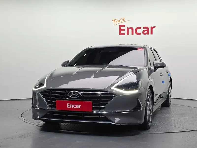 Hyundai Sonata 2.0 Premium Family, снимка 3 - Автомобили и джипове - 55784957