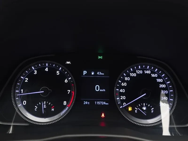 Hyundai Sonata 2.0 Premium Family, снимка 8 - Автомобили и джипове - 55784957