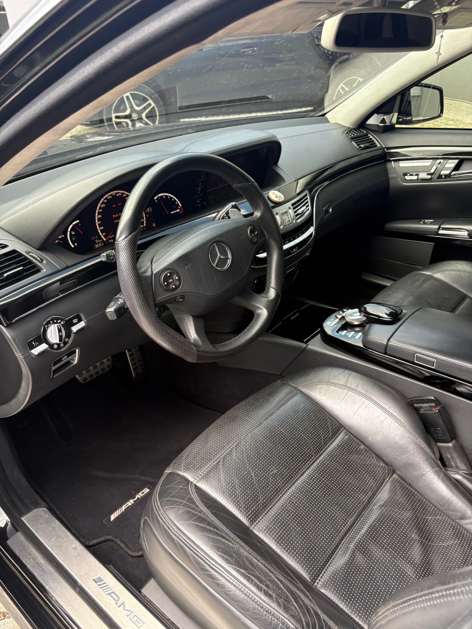 Mercedes-Benz S 65 AMG  - изображение 9