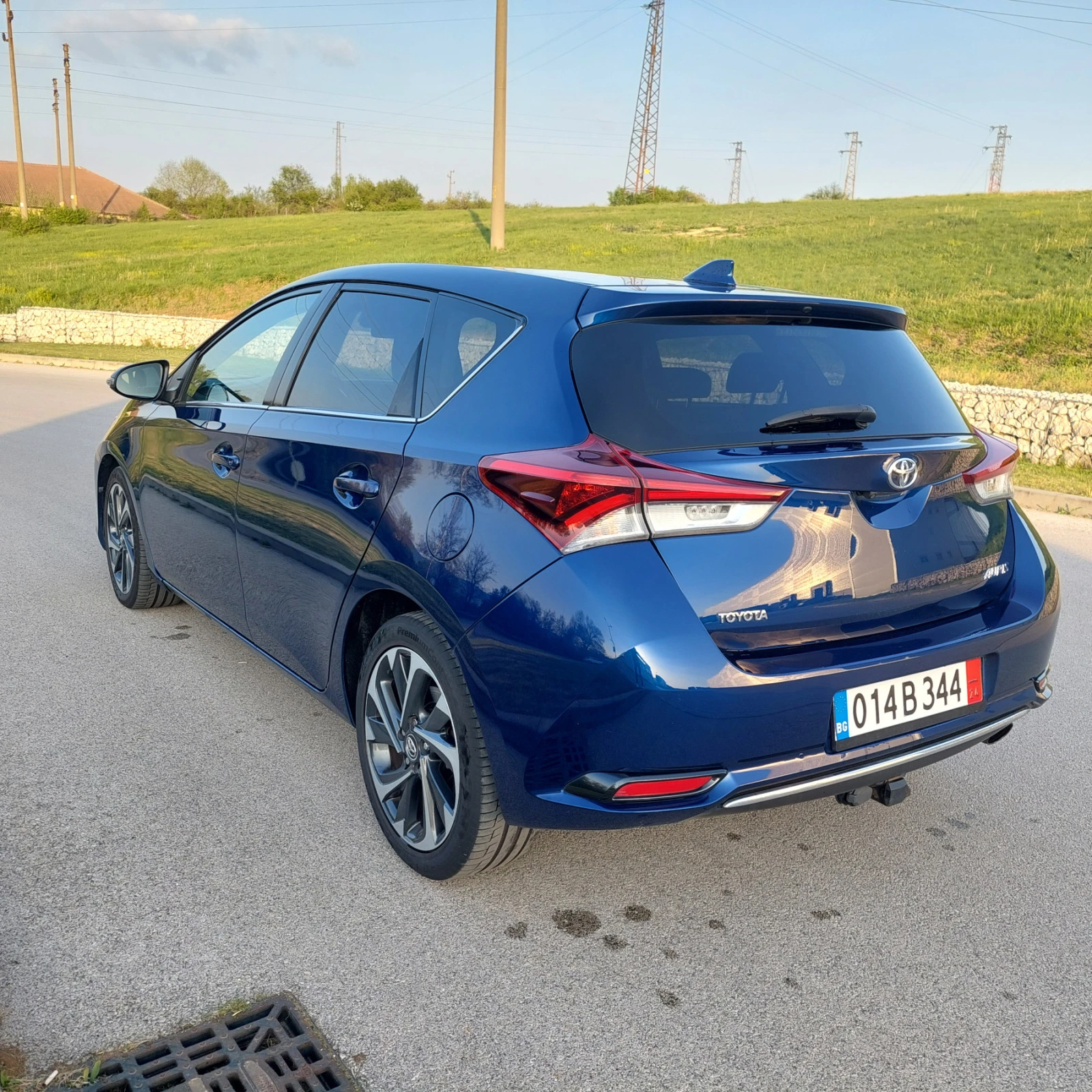 Toyota Auris 1.2Ti/116p.s-Facelift/Avtomatik - изображение 2