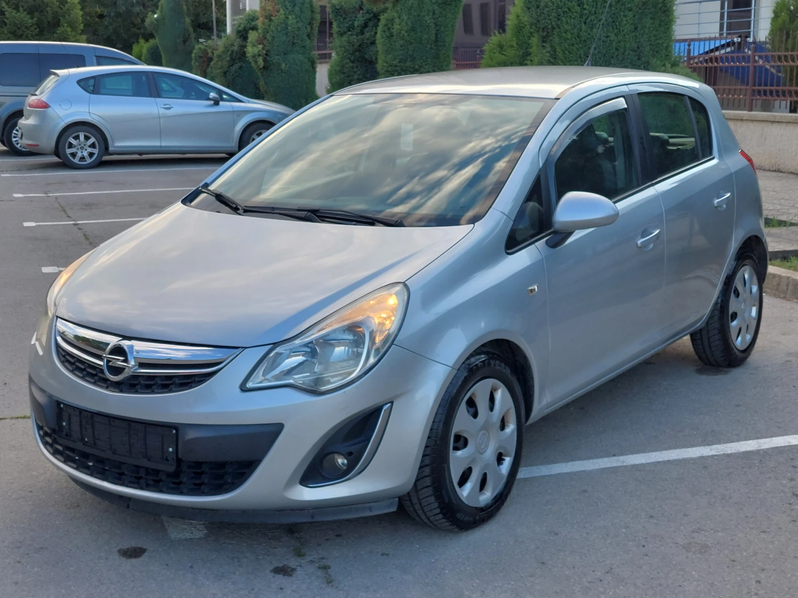 Opel Corsa 1.2i 80hp * ГАЗ * ИТАЛИЯ * КЛИМАТИК * EURO 5 *  - изображение 8