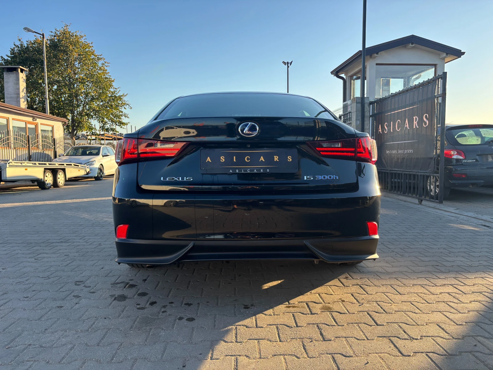 Lexus IS 300 2.5I/HYBRID AUTOMATIC EURO 5B - изображение 4